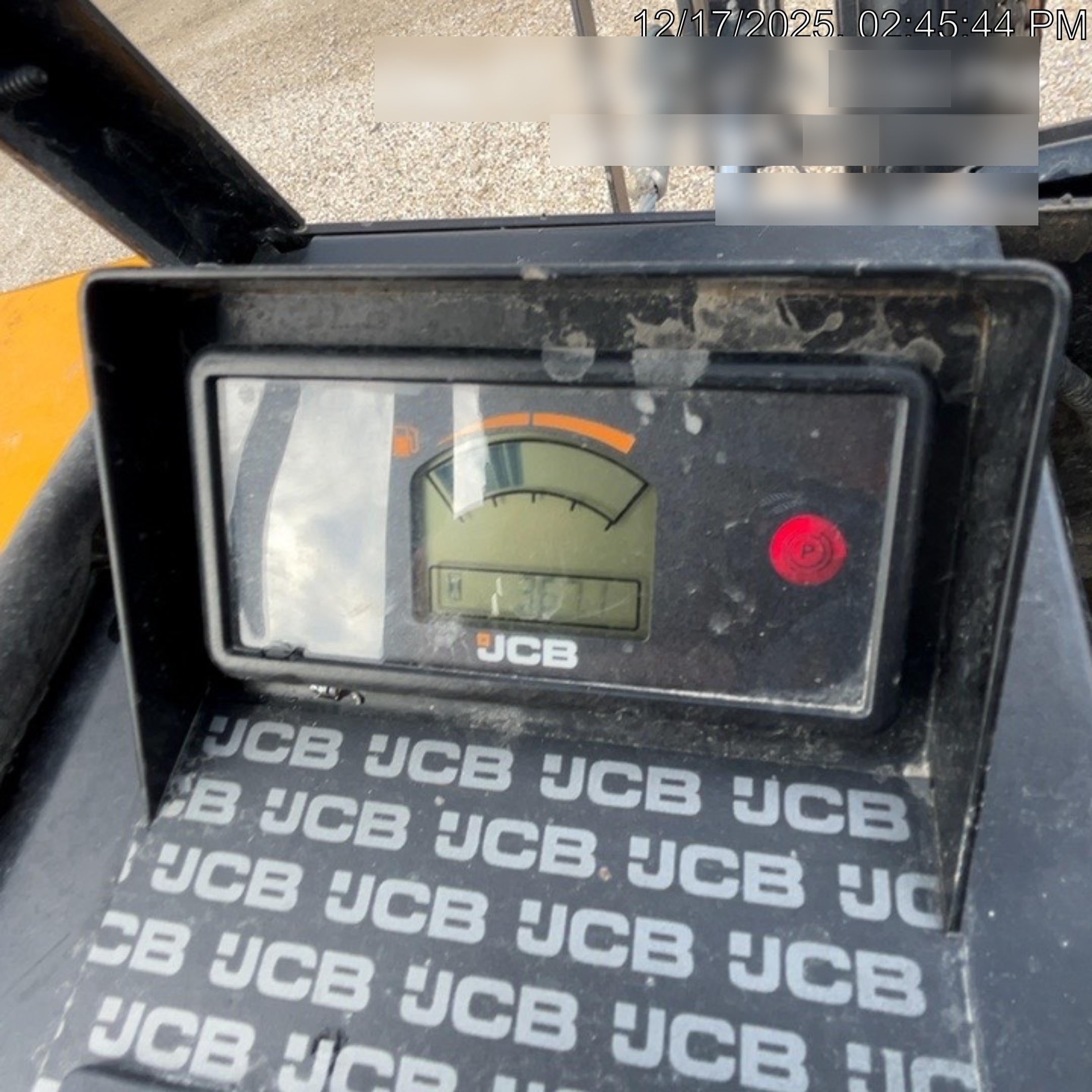 2025 JCB 930-4