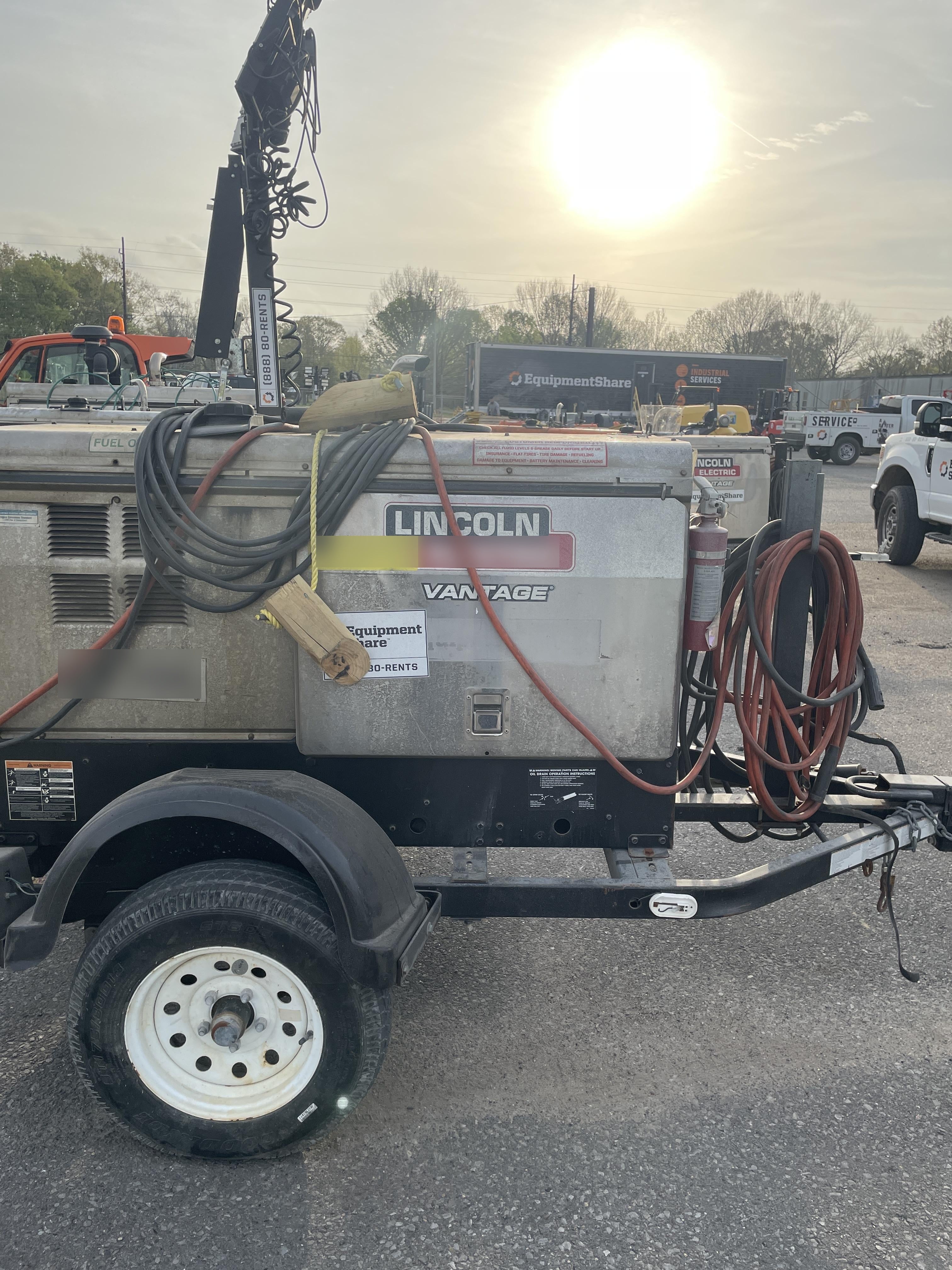 2019 Lincoln Electric Vantage 322 Lincoln Vantage 322 Welder w/Trailer, Light Kit, Cable Rack