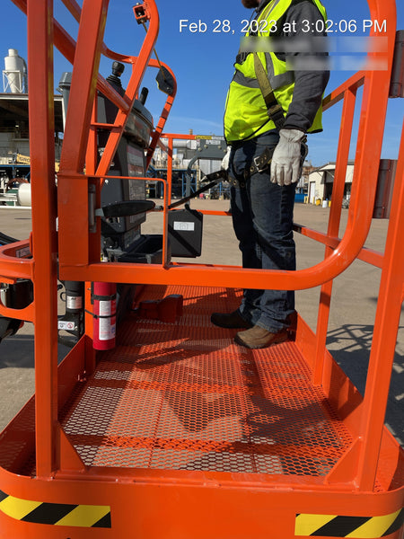 2023 JLG 860SJ