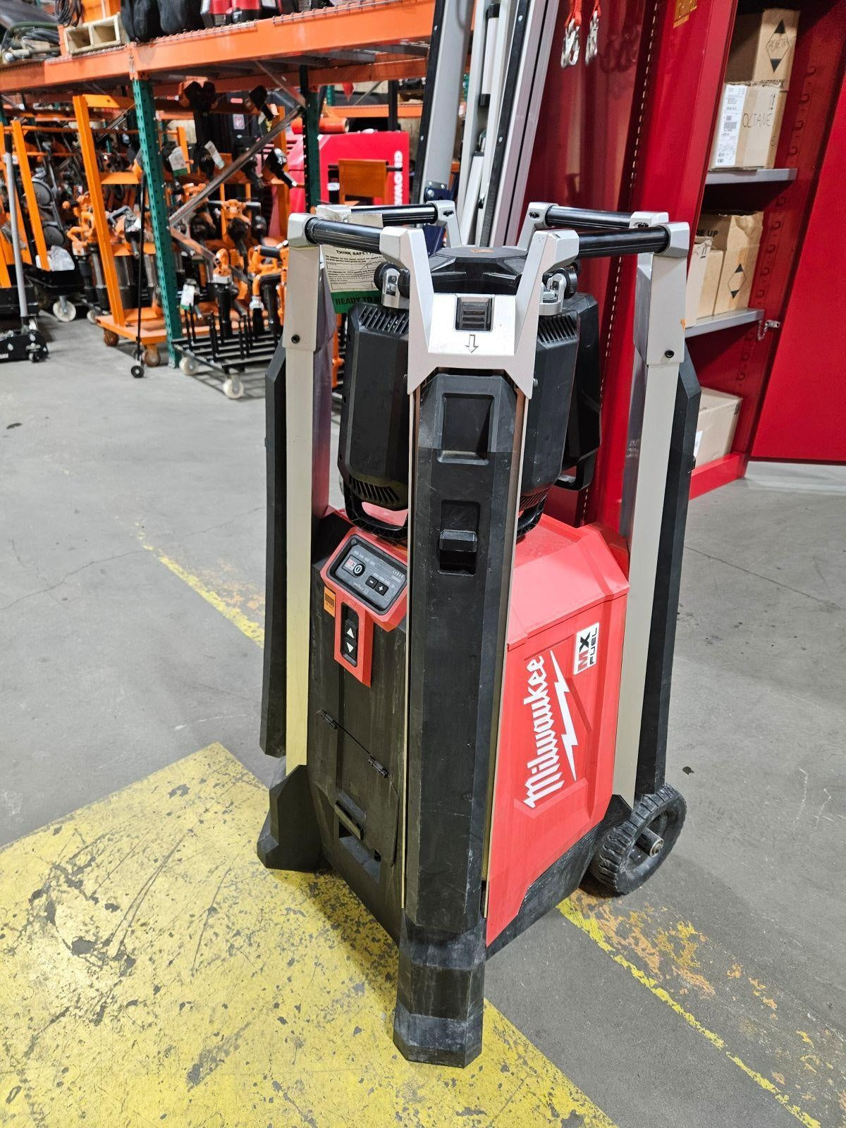 2022 MILWAUKEE MXF041-1XC