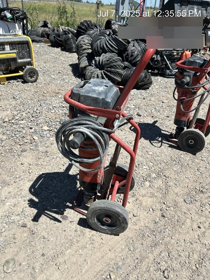 2023 HILTI TE 3000-AVR