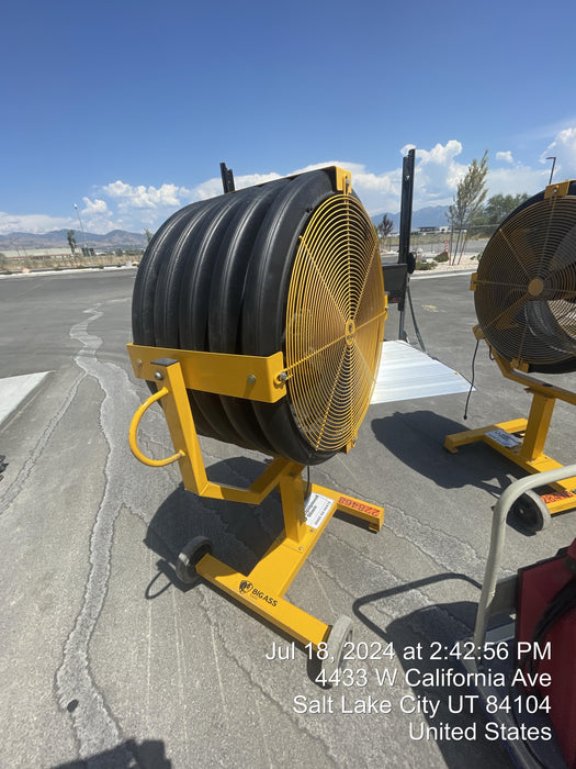 2022 BIG ASS FANS Yellow Jacket