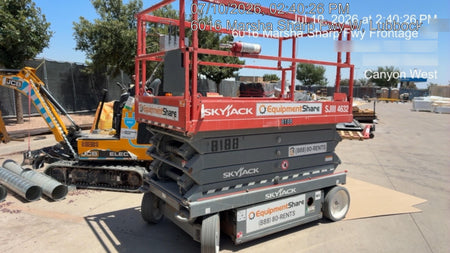 2018 Skyjack SJIII-4632 Skyjack SJIII4632 Scissor Lift w/Trojan Batteries