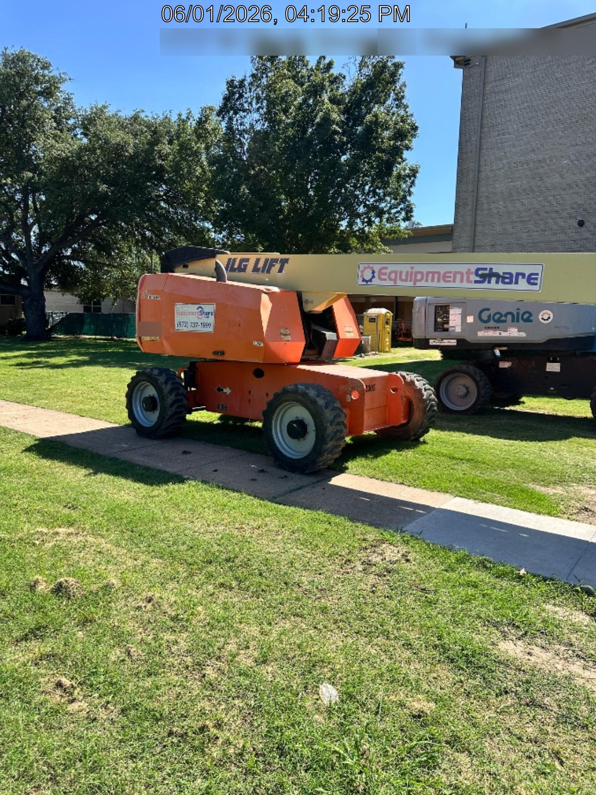 2016 JLG 660SJ