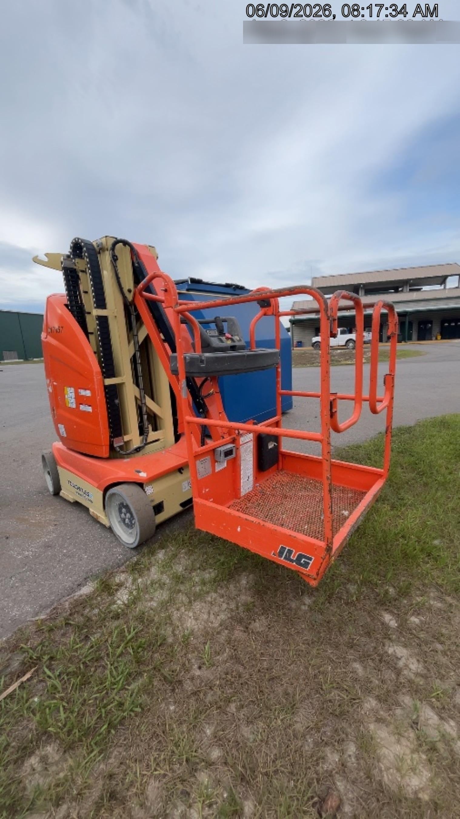 2022 JLG 26E