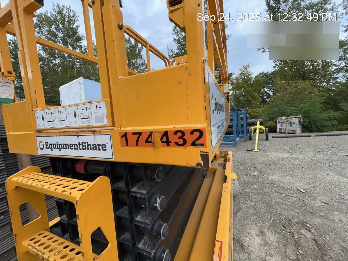 2021 JCB S3246E