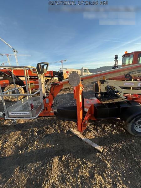 2023 JLG T350