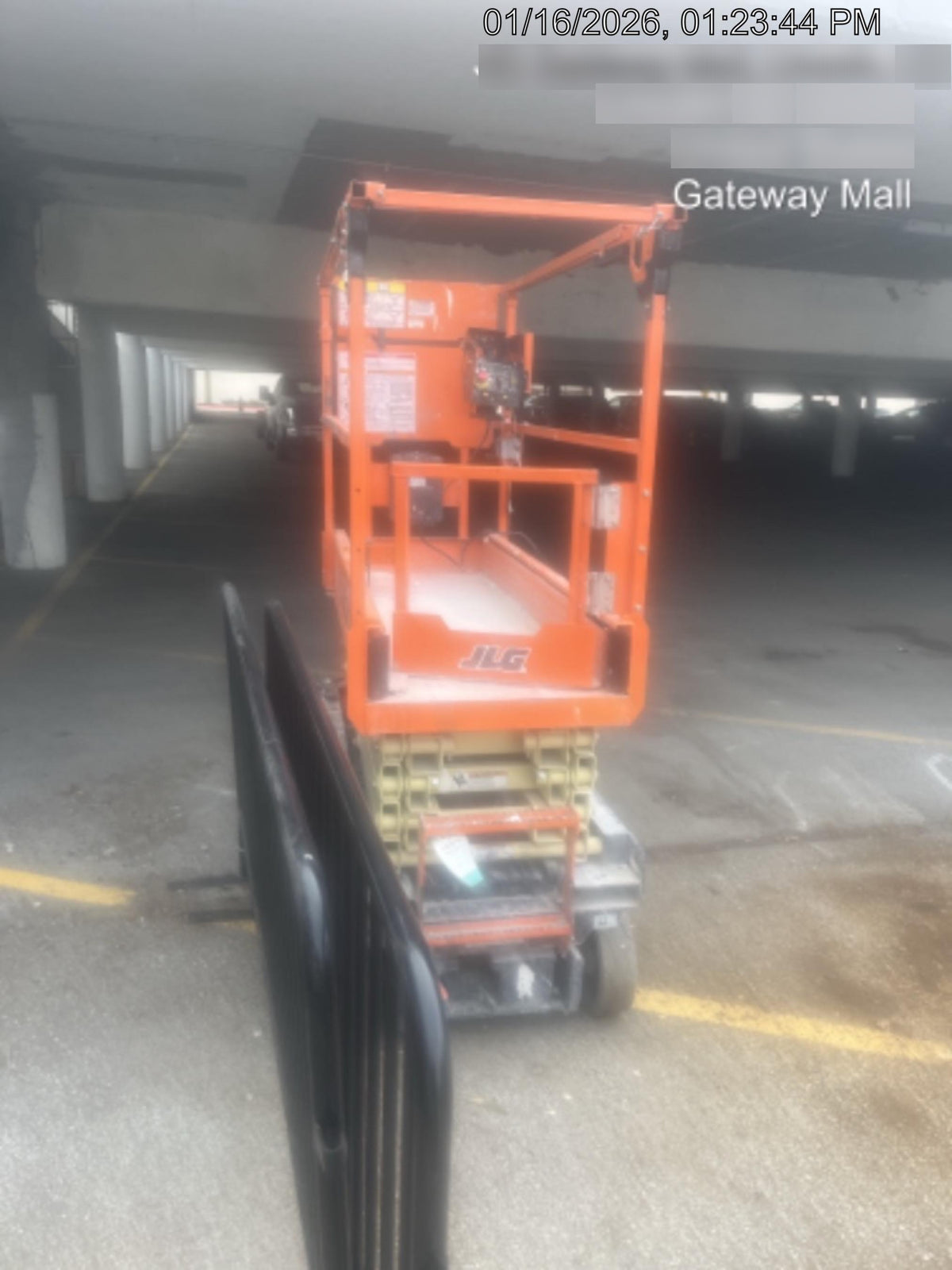 2022 JLG ES1932