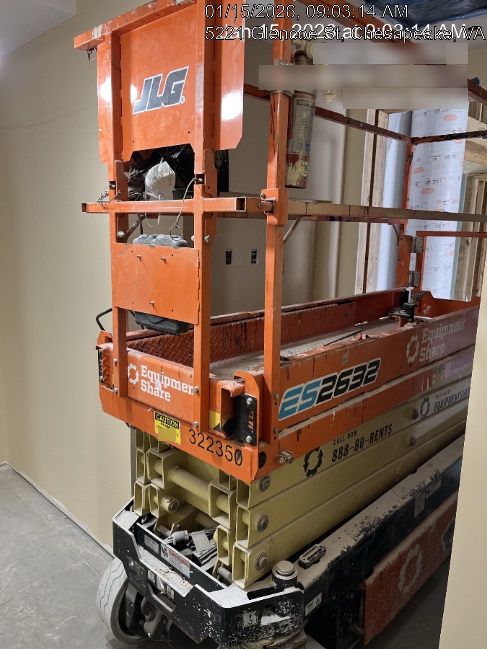 2023 JLG ES2632