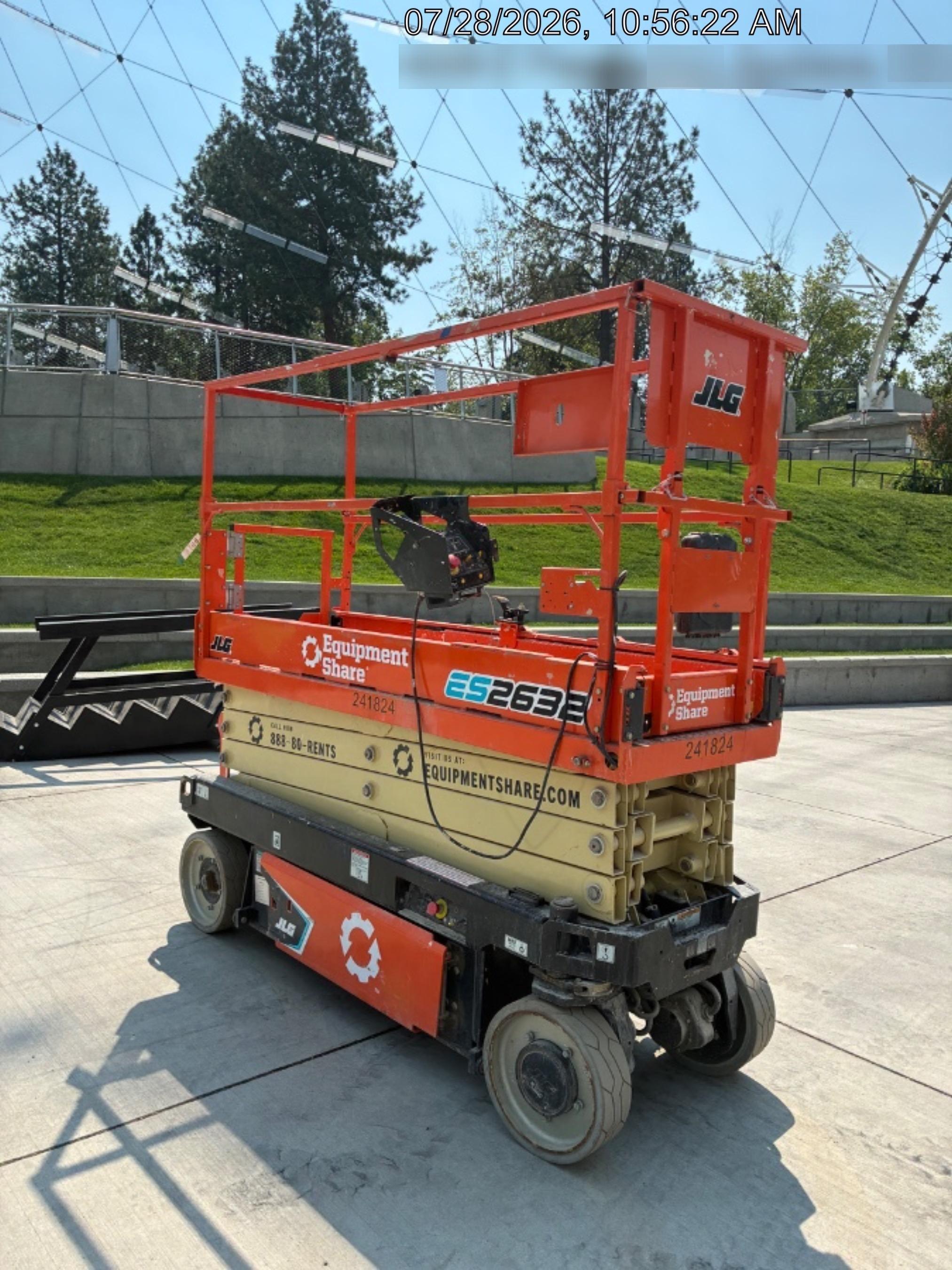 2022 JLG ES2632