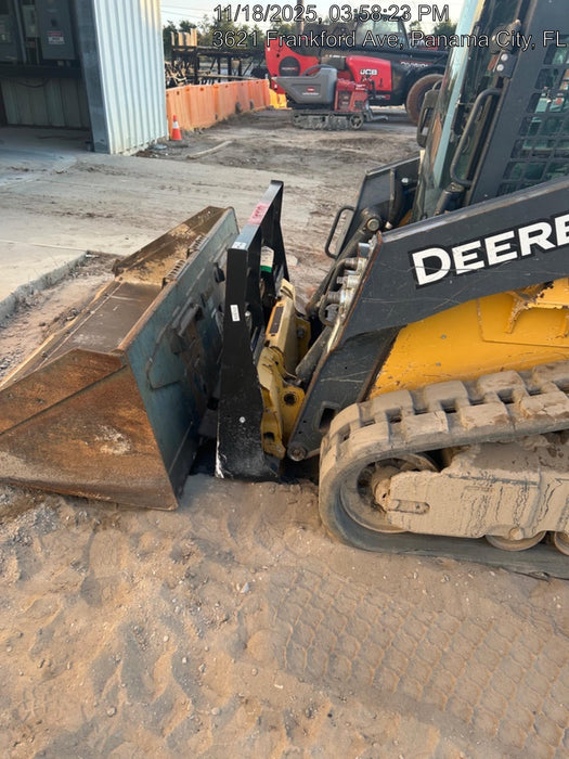 2025 ARROW MATERIAL HANDLING 60" Pallet Forks - Arrow