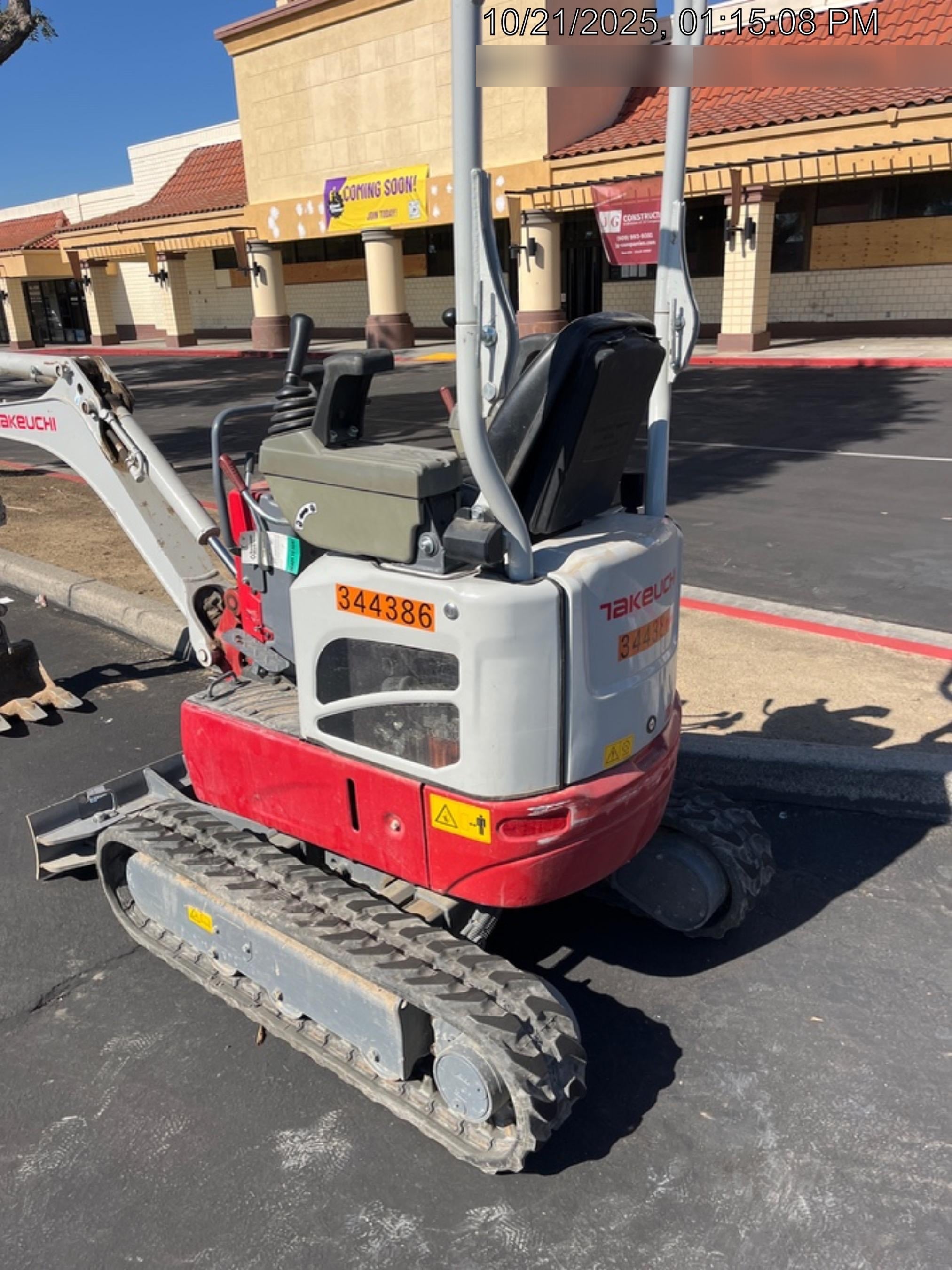 2023 TAKEUCHI TB210R