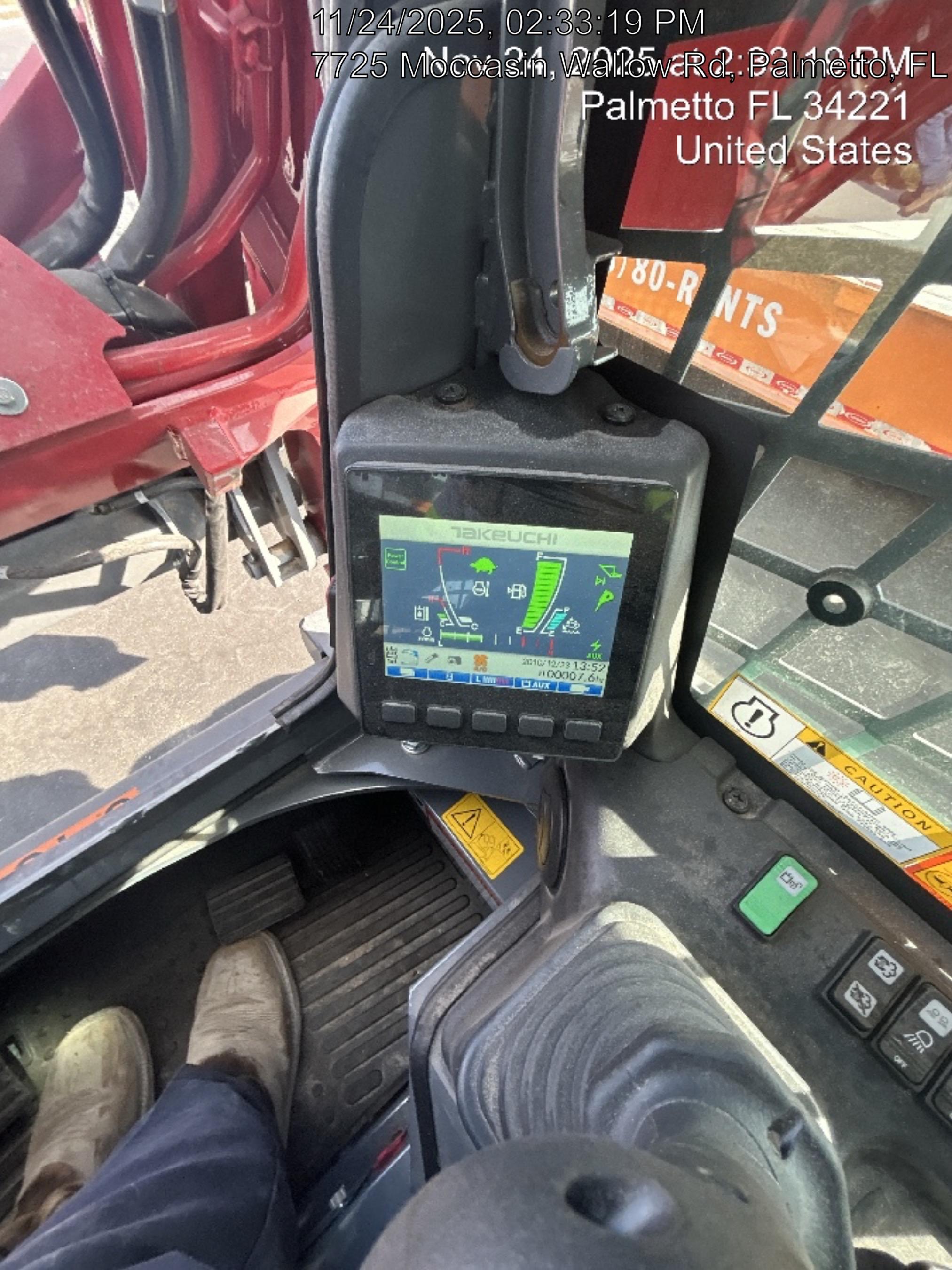 2025 TAKEUCHI TL12V2-CR