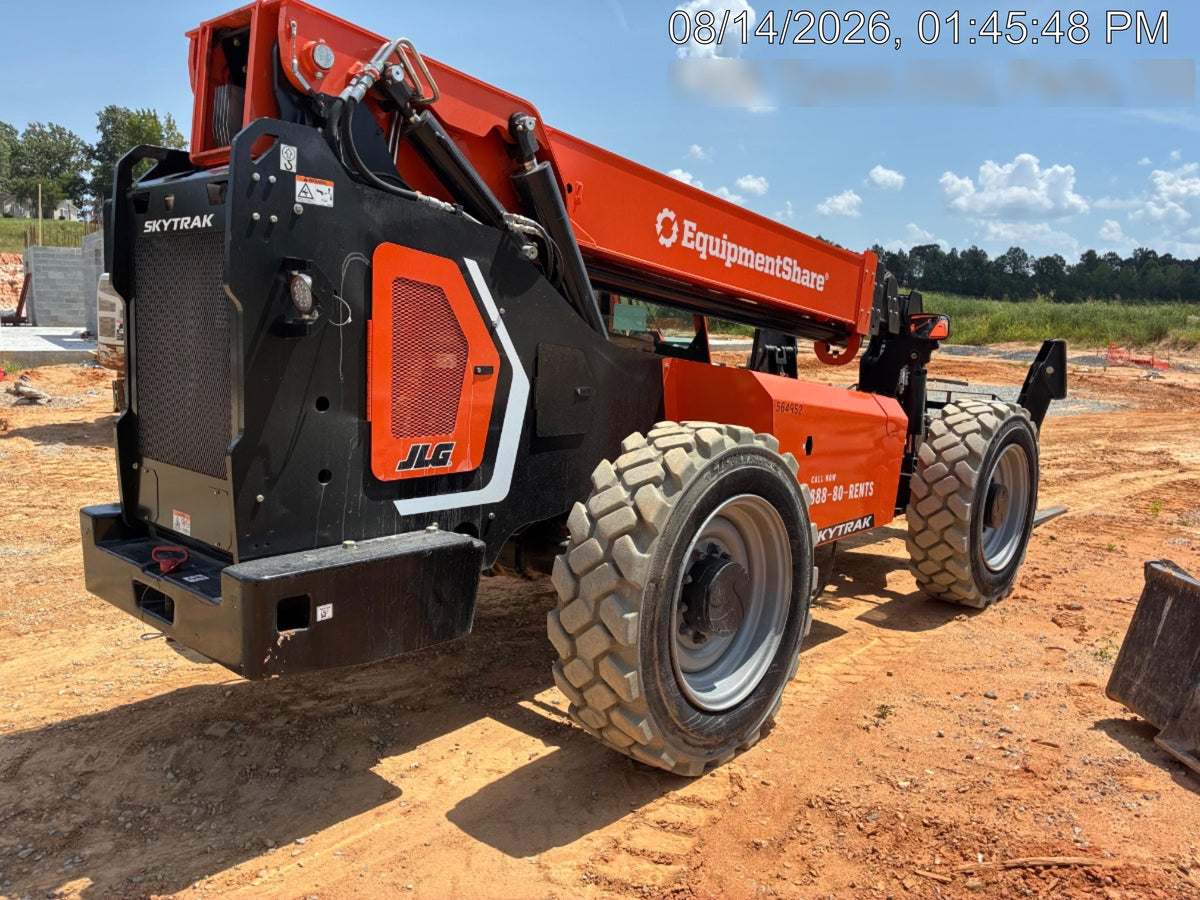 2025 SKYTRAK 10054