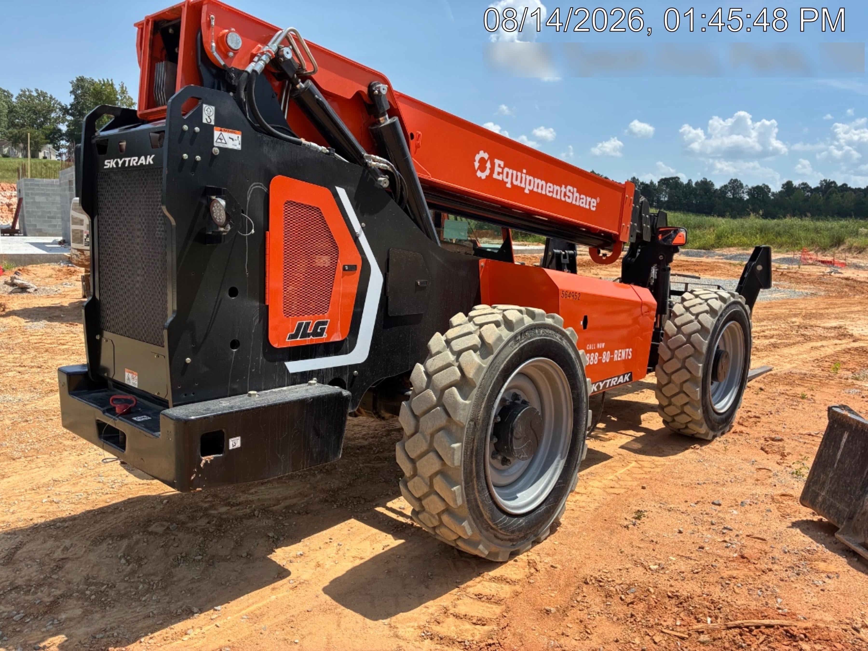 2025 SKYTRAK 10054