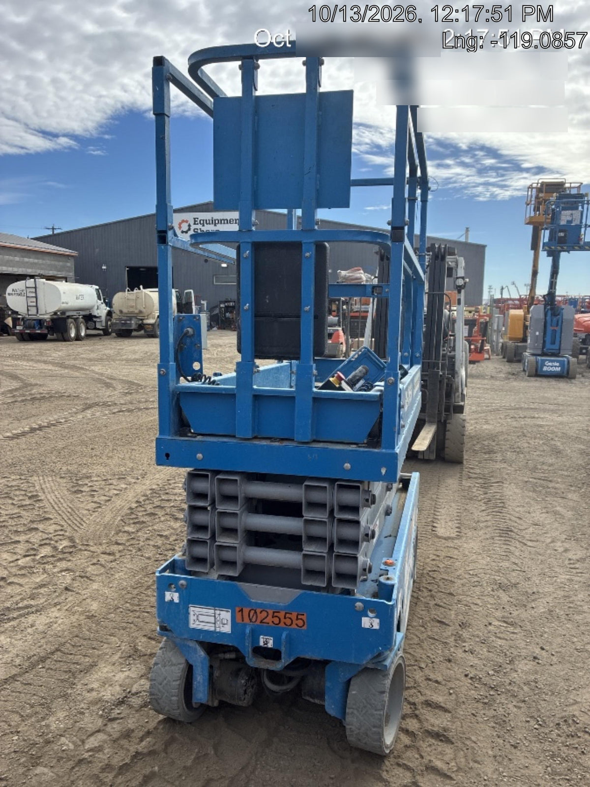 2020 Genie GS-1930 Solid Non Marking Tires, Beacon, Folding rails with half height swing gate, 800W Inverter