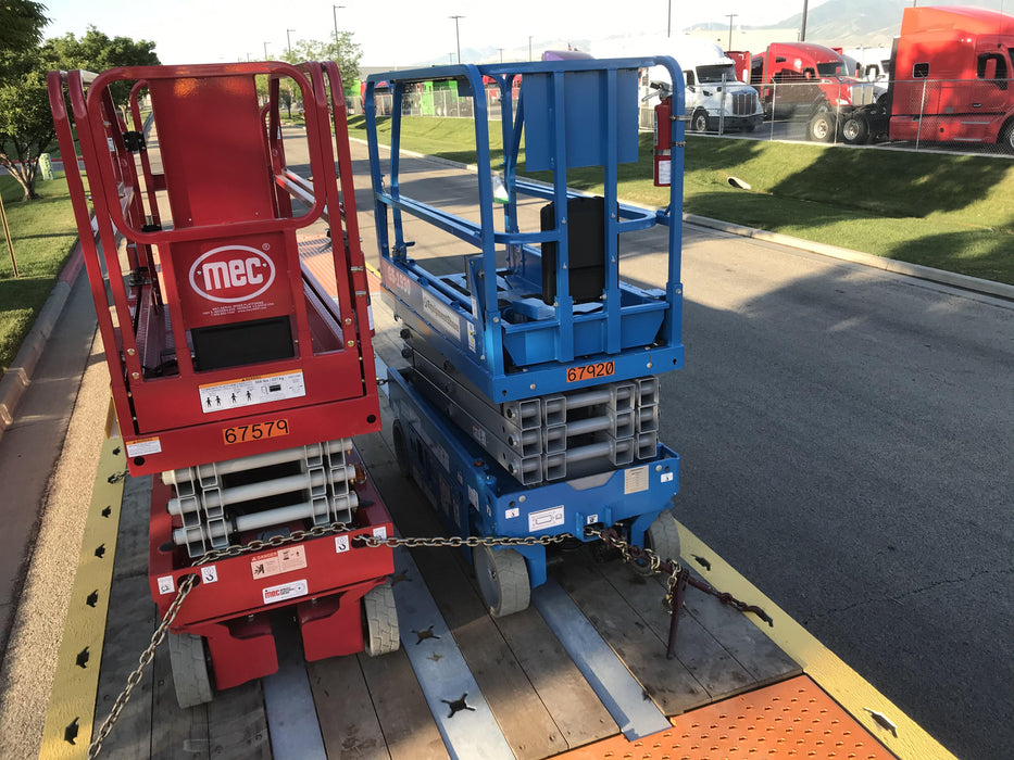 2020 Genie GS-1930 Fixed rails with chain entry gate - Pre A92.20