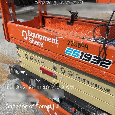 2022 JLG ES1932