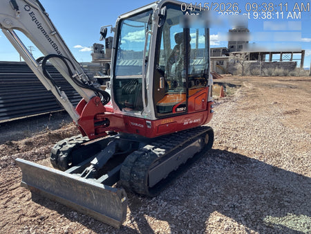 2025 TAKEUCHI TB250-2CR