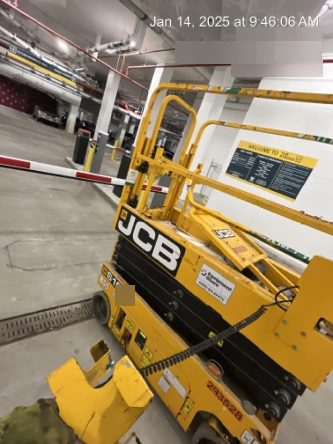 2023 JCB S1930E