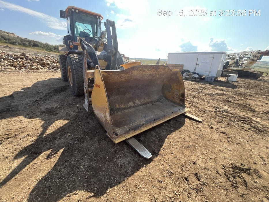 2023 SOLESBEE 96" Loader Fork Carriage - Solesbee