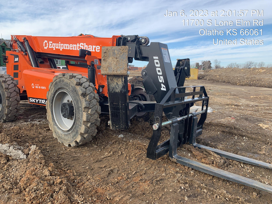 2022 SKYTRAK 10054