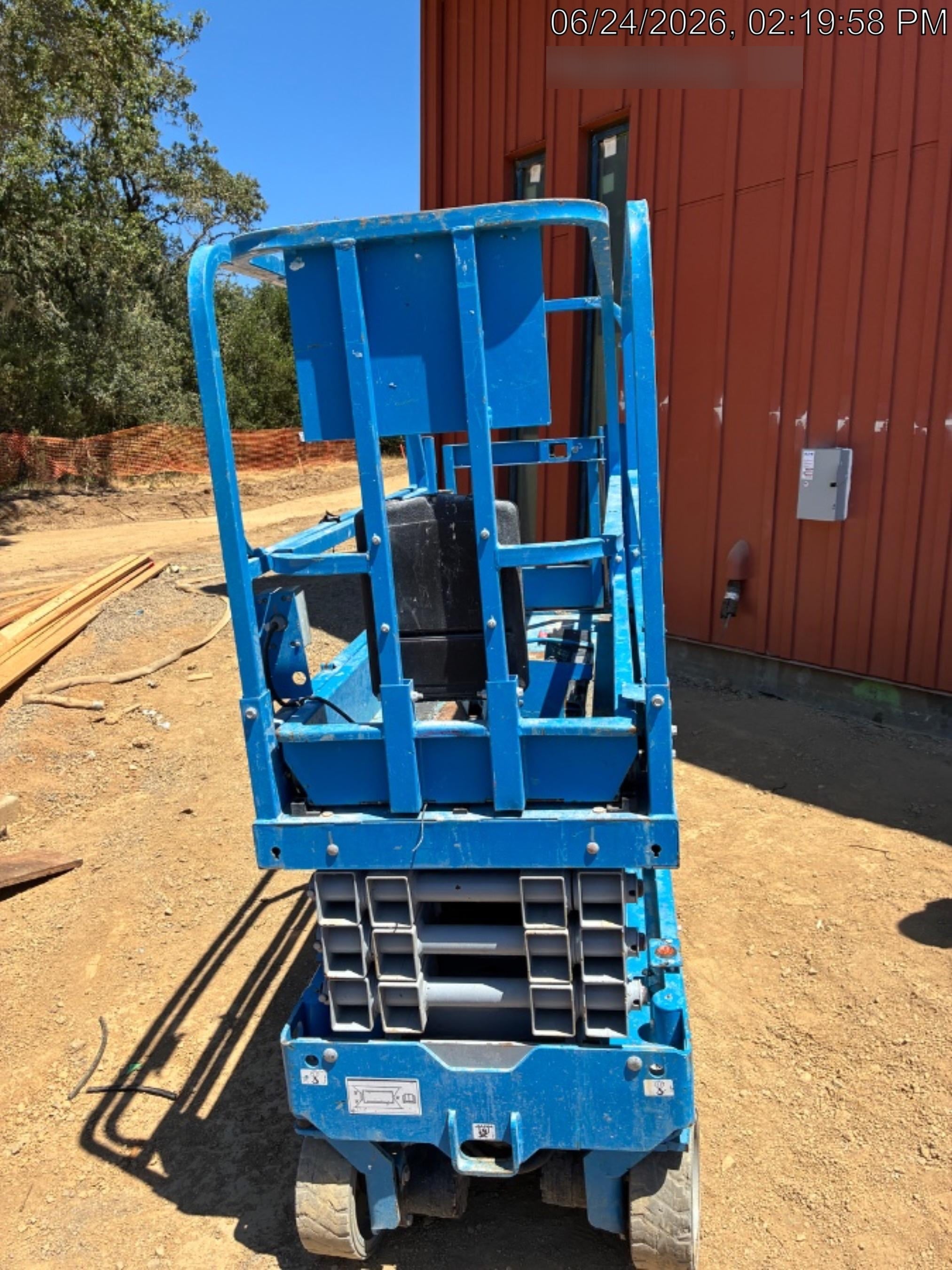 2019 Genie GS-1930 Half Height Swing Gate, 800W Inverter