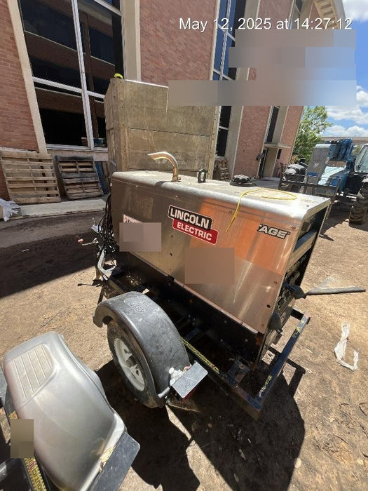 2019 Lincoln Electric Vantage 322 Welder Ready-Pak 3, Two wheel trailer, Fender and Light kit, Cable Rack
