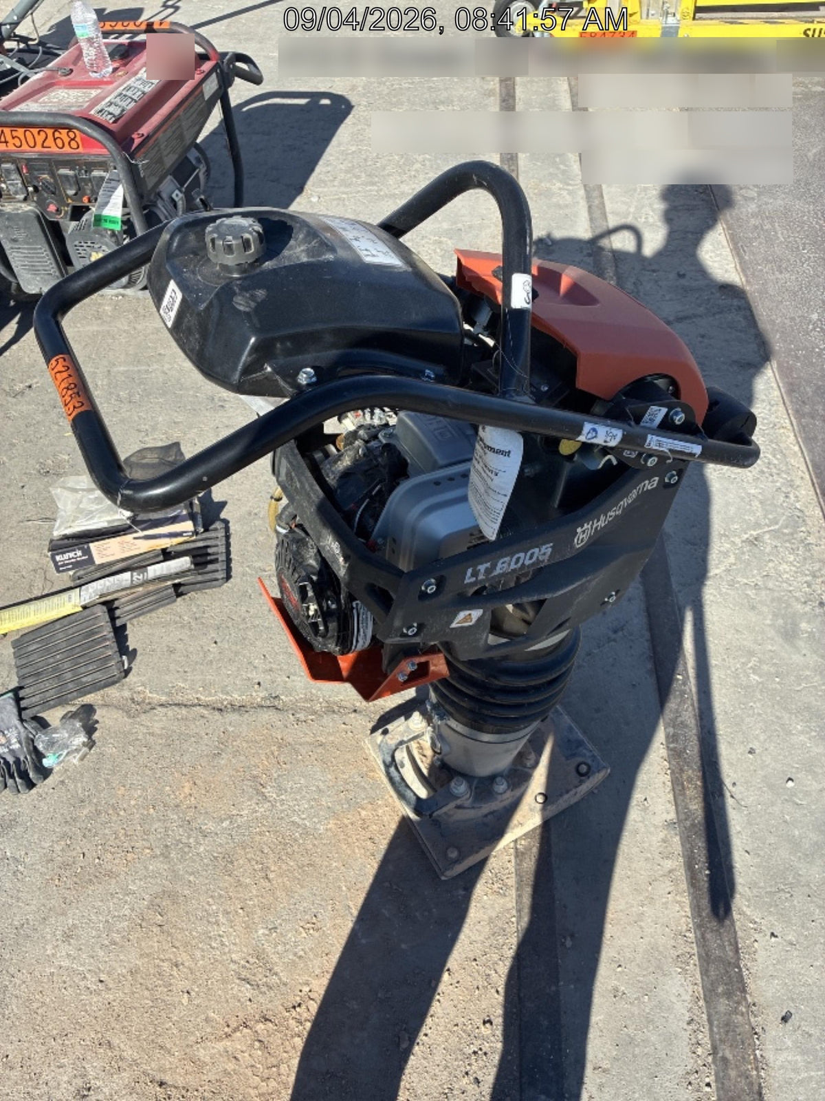 2025 HUSQVARNA LT6005