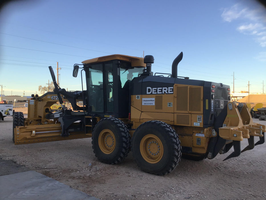 2020 JOHN DEERE 672G
