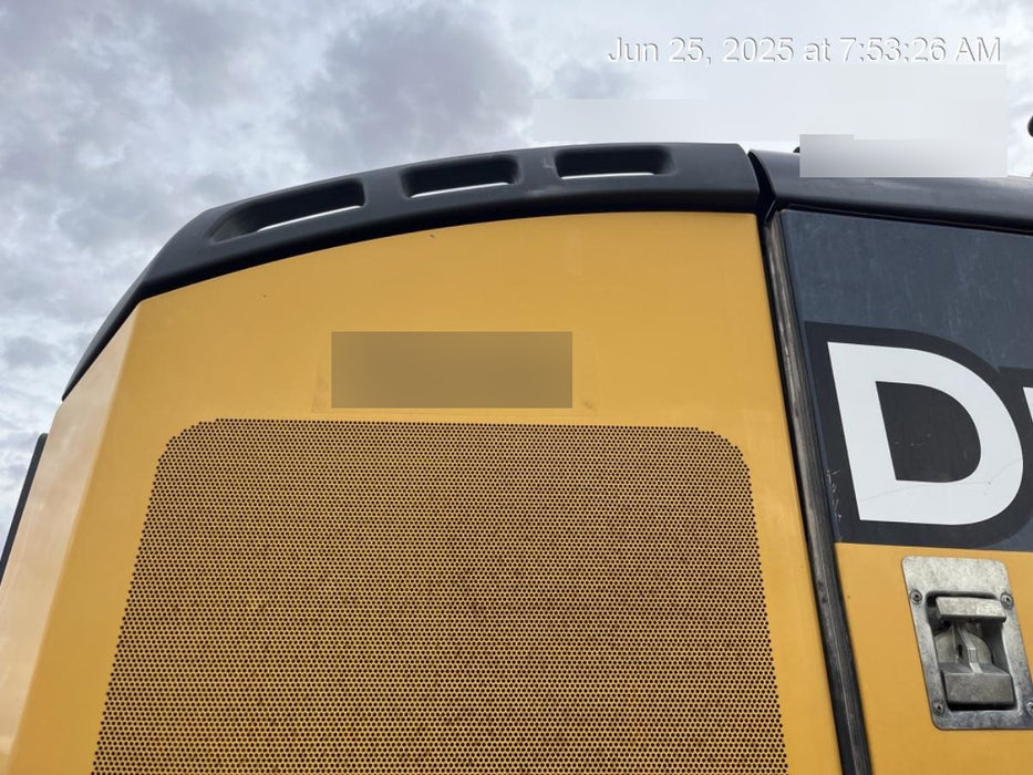 2020 John Deere 644K 4yd Wheel Loader, Cab/Heat/Air, 3 Function Hydraulics, JRB Hydraulic QC, QC 4yd bucket w/smooth cutting edge, QC Carriage, 72" Fork Tines, 5yr/5,000hr Powertrain and Hydraulics extended warranty