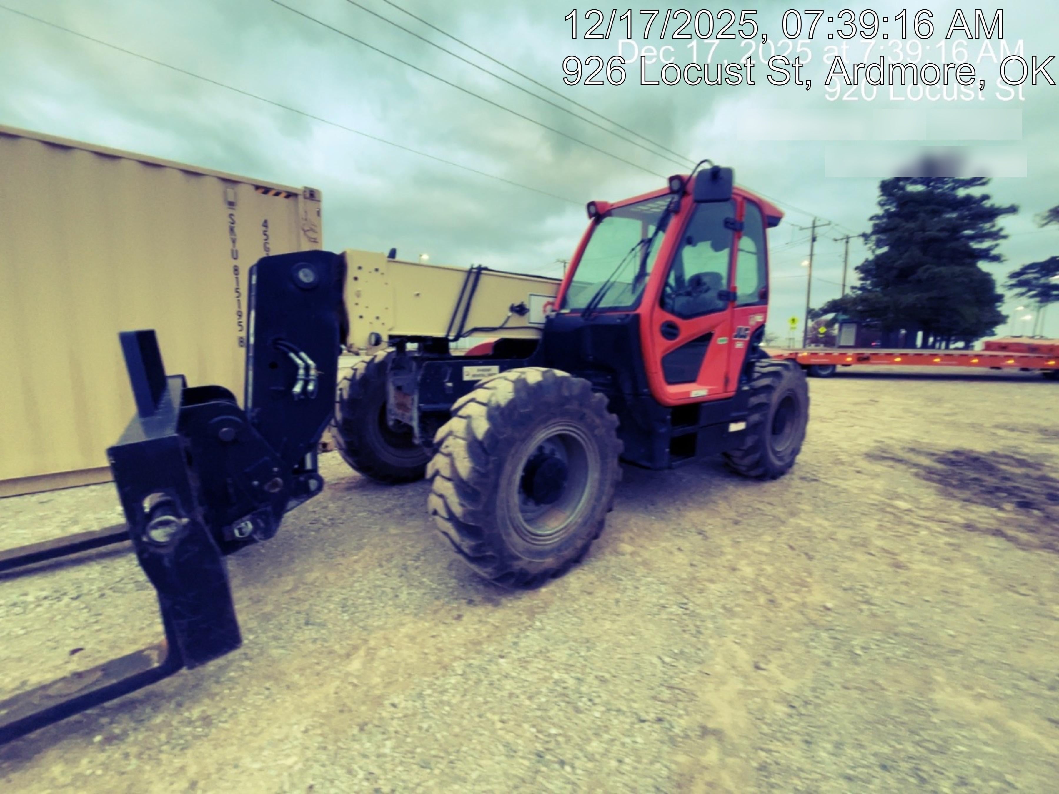 2021 JLG 1732