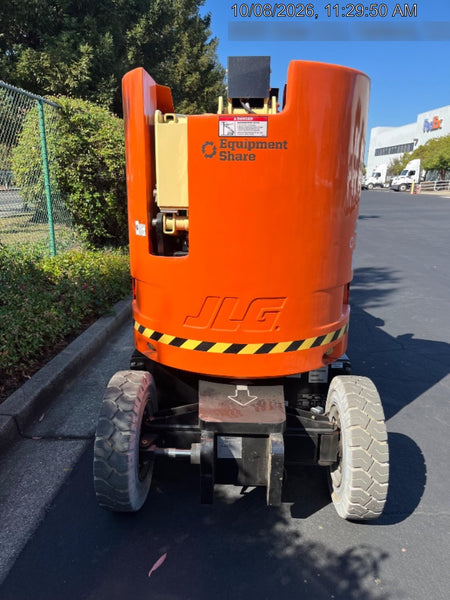 2025 JLG E300AJP