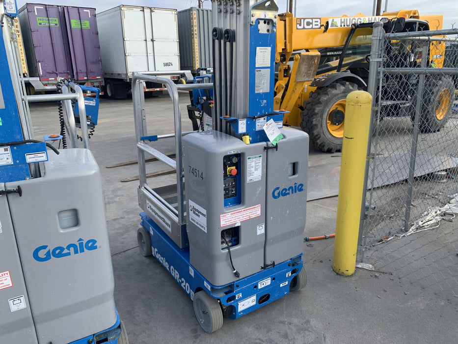 2020 GENIE GR-20