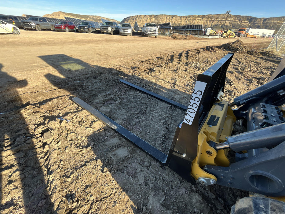 2024 ARROW MATERIAL HANDLING F5100CB - 72"