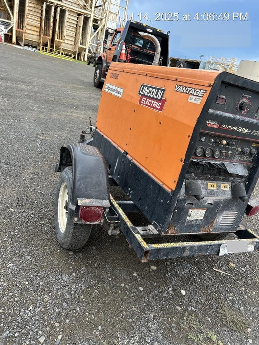 2021 Lincoln Electric Vantage 322 Vantage 322 Ready Pak 3 w/ Decals, ORANGE (includes trailer, cable rack, fender light kit) NO Telematics