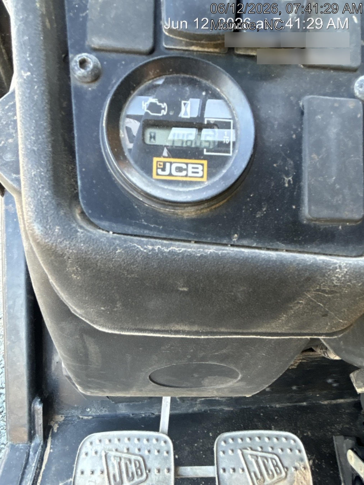 2023 JCB 510-56