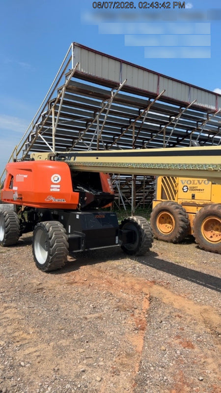 2025 JLG 660SJ