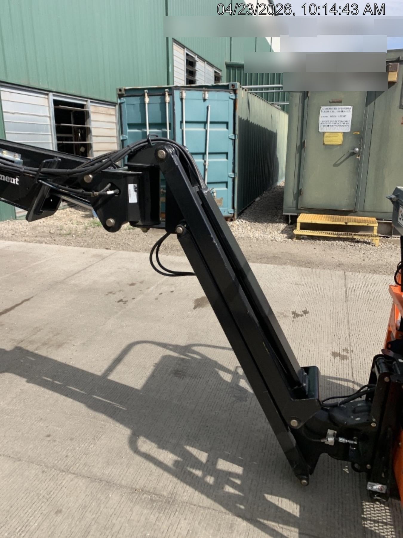 2025 JLG E300AJP