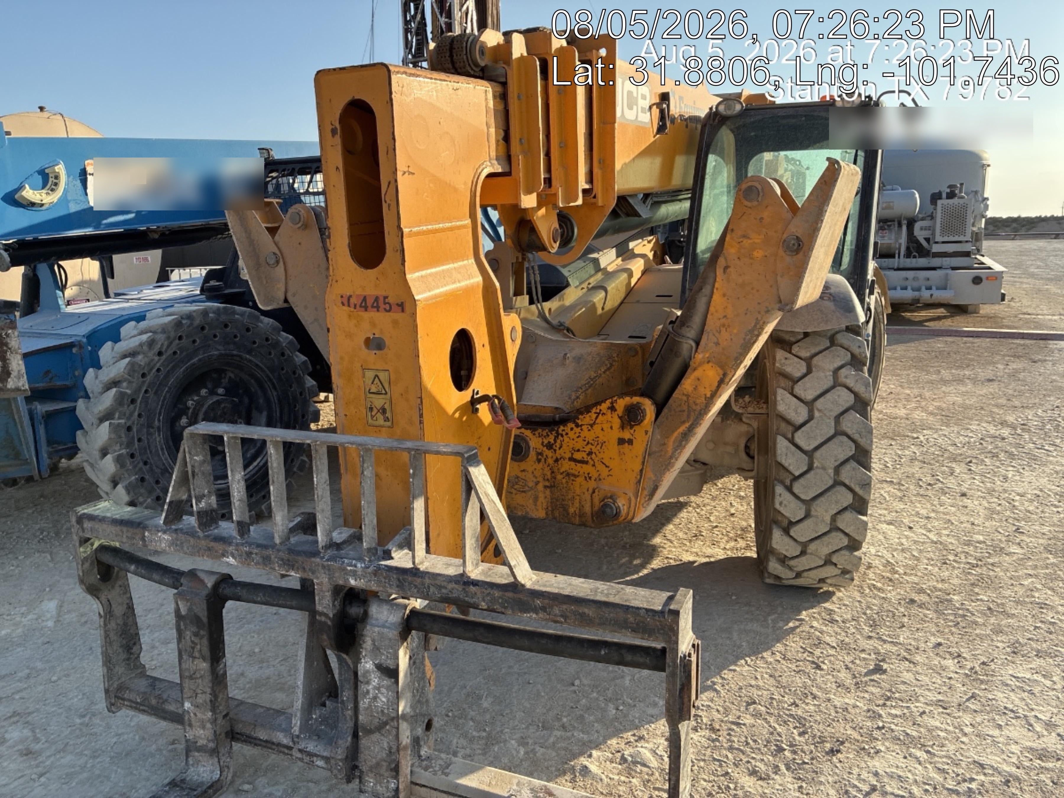 2025 JCB 510-56
