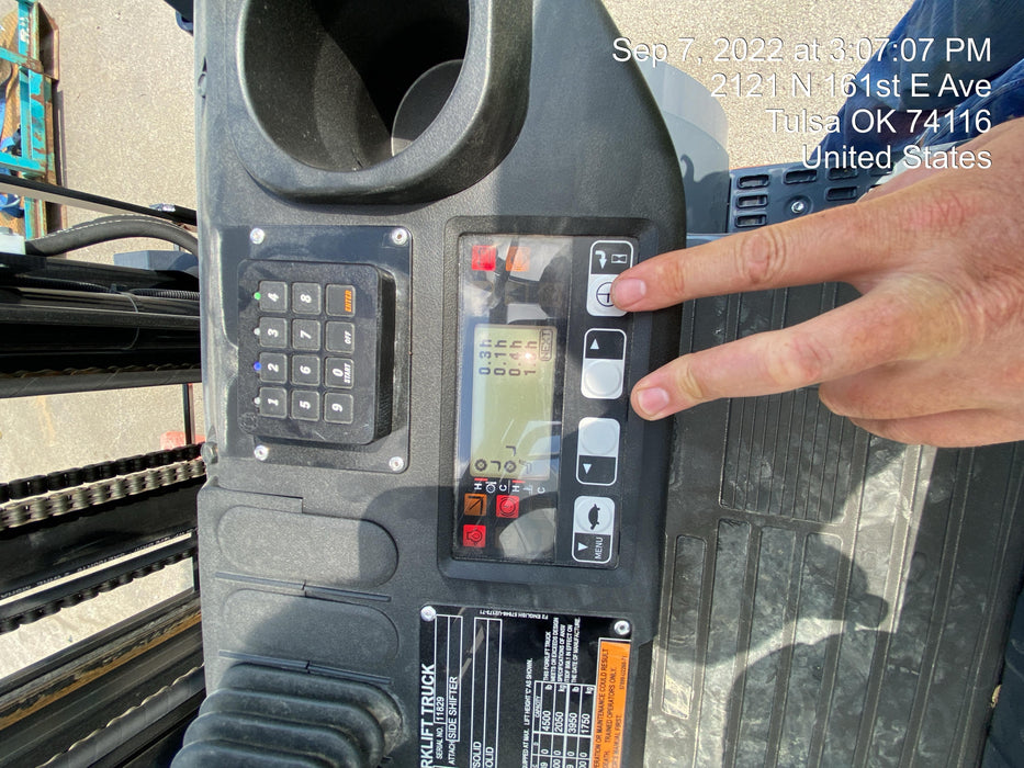 2022 TOYOTA 50-8FGU25