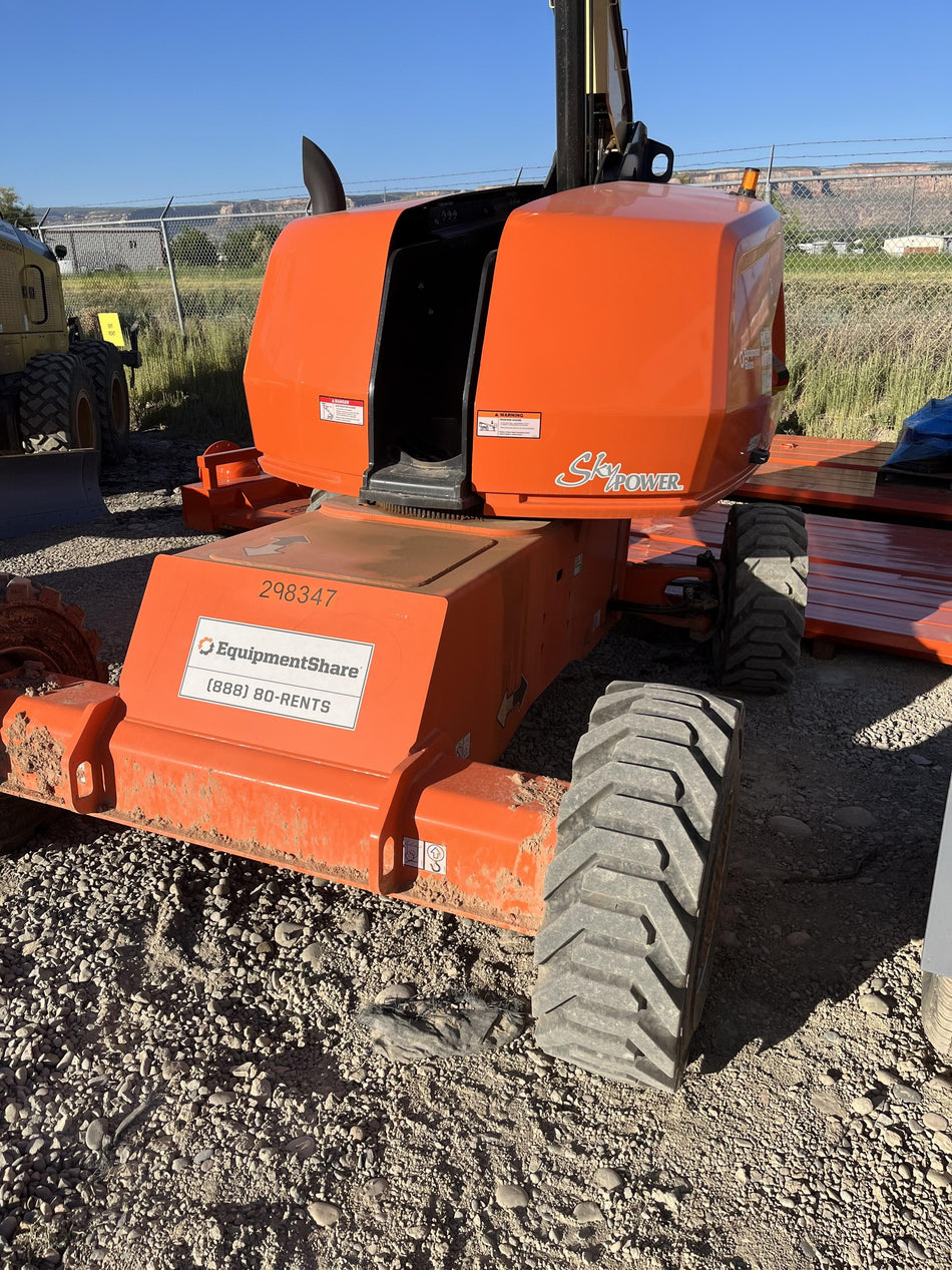 2023 JLG 460SJ