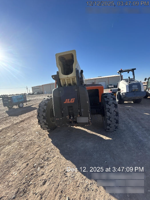 2019 JLG 1255 JLG 1255 T4F w/Full Cab, HVAC, Solid Tires, Work Lights/Beacon, 60" Carriage/Forks