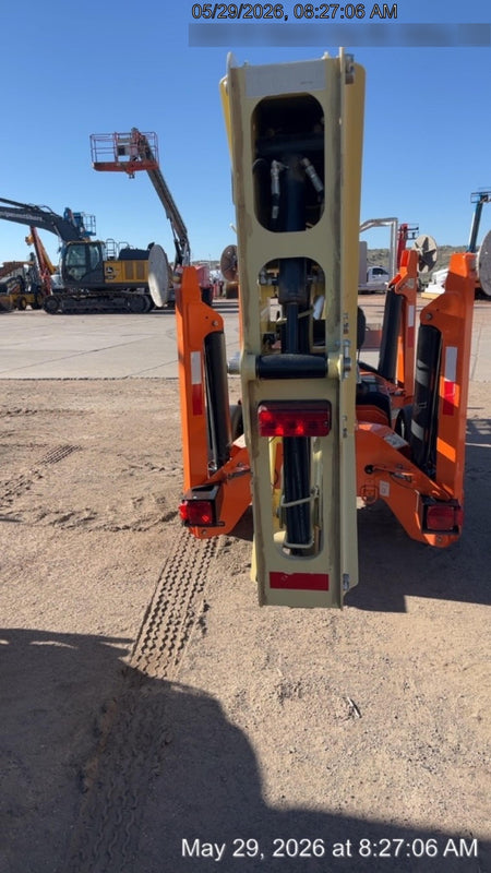2022 JLG T350