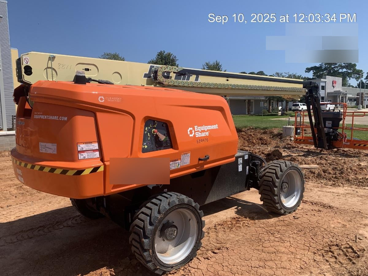 2025 JLG 660SJ