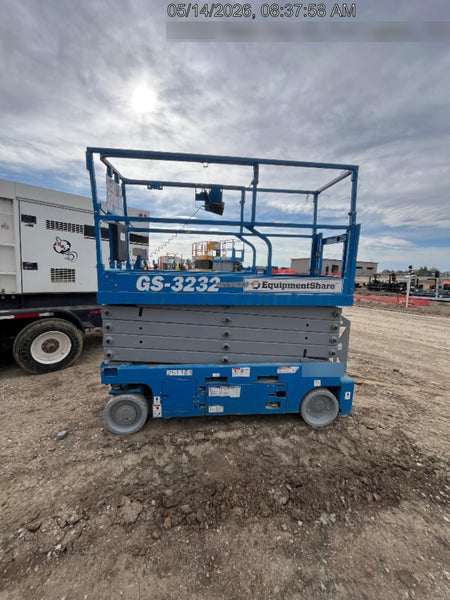 2022 GENIE GS-3232