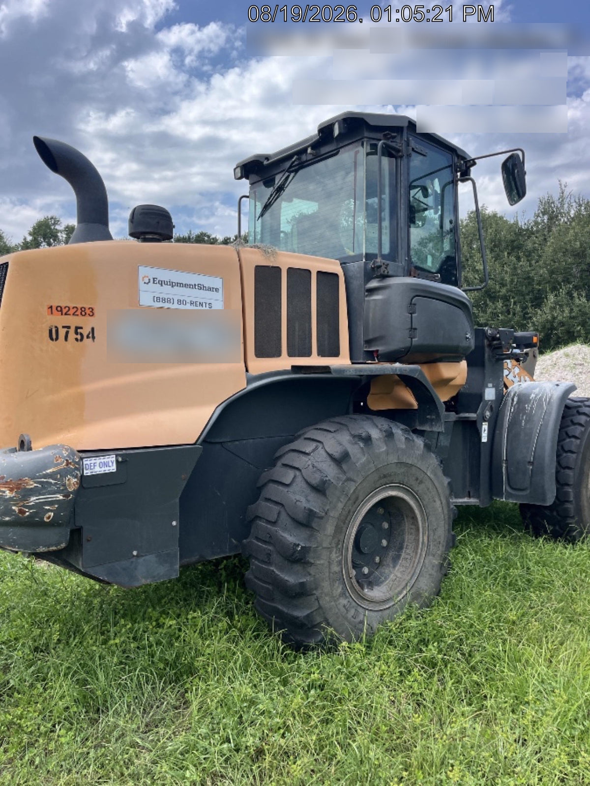 2017 Case 621G CLOSED CAB, JRB 416 STYLE HYD COUPLER