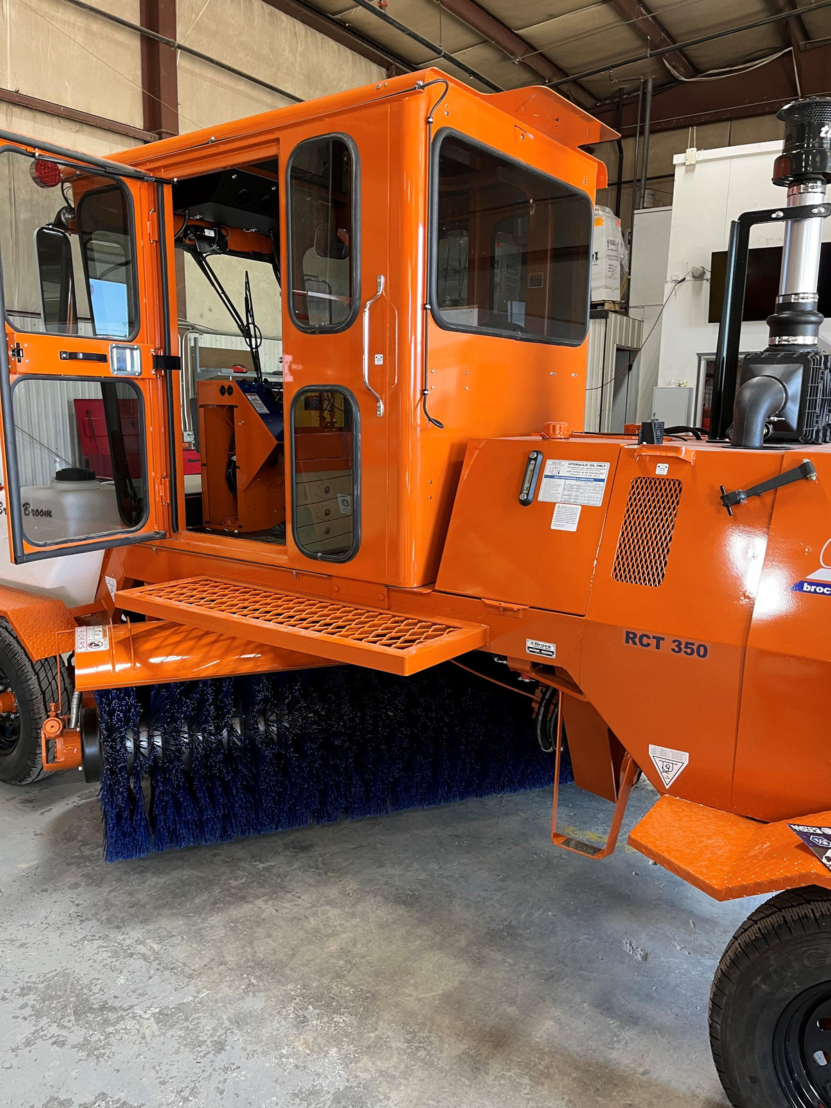 2023 BROCE RCT350