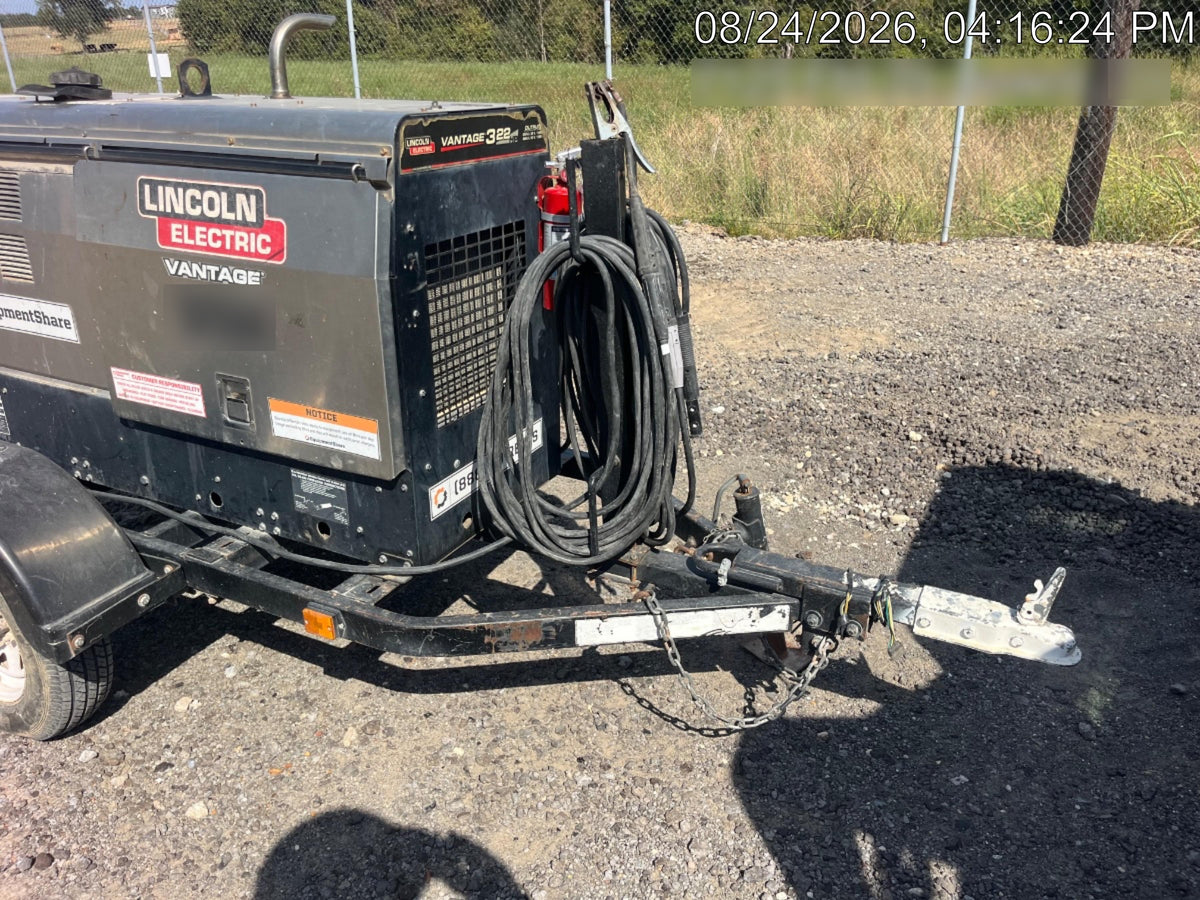 2019 Lincoln Electric Vantage 322 Welder Ready-Pak 3, Two wheel trailer, Fender and Light kit, Cable Rack
