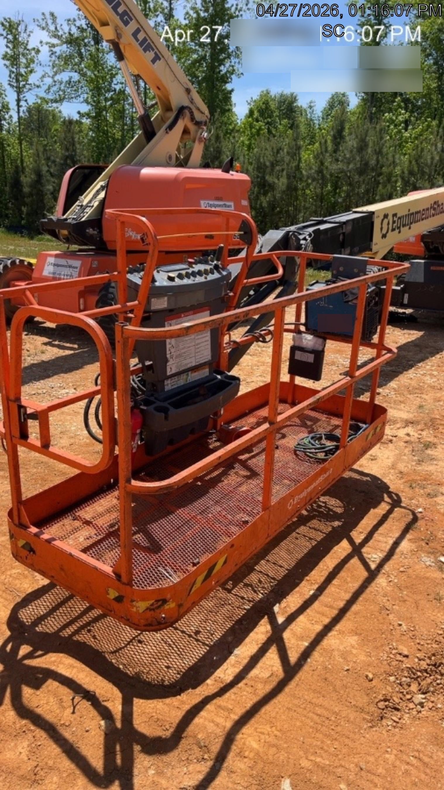 2024 JLG 660SJ